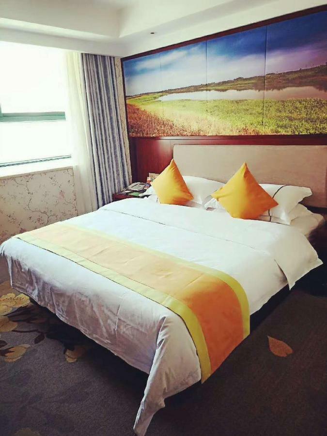 Ruide Hotel Yiwu  Exterior photo